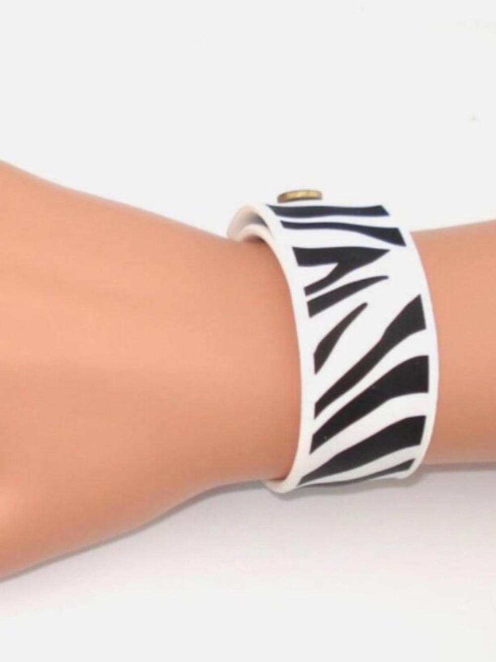 Marc By Marc Jacobs Women's Black White Zebra Pattern Snap Slap Bracelet
